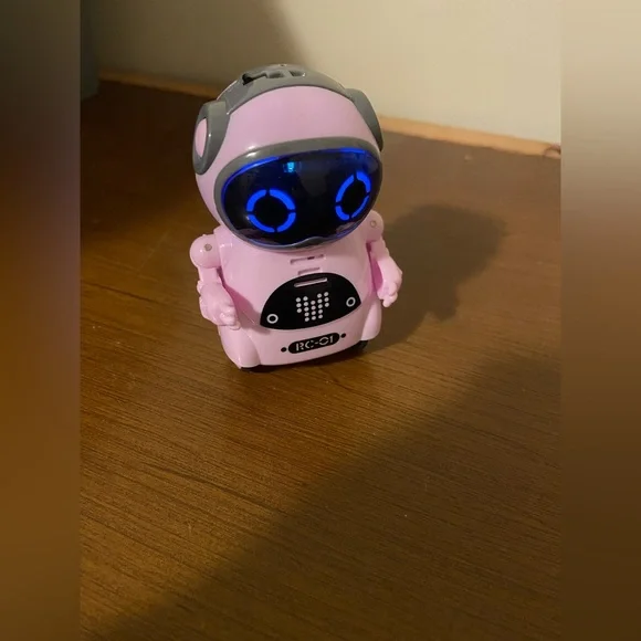 Pocket Talking Robot - Picture 4 of 7